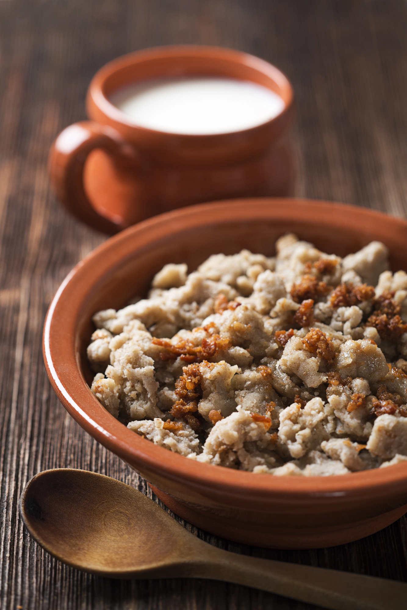 Kosilo, ajdovi žganci z ocvirki